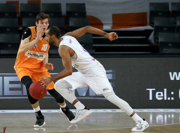 尽管庞格勒 尽管庞格勒